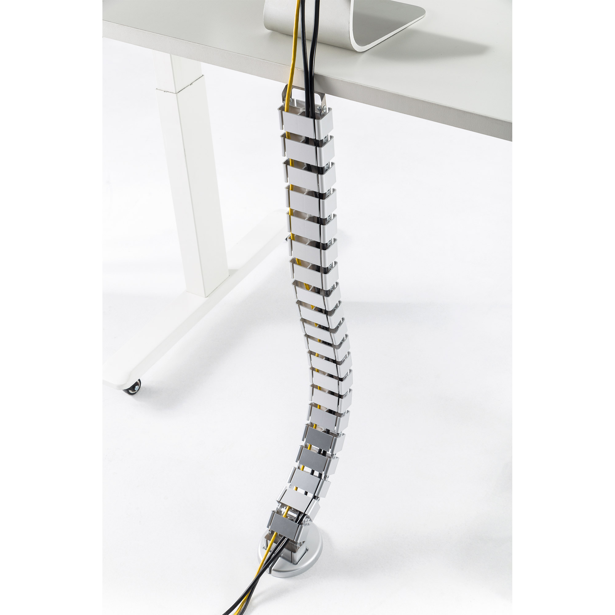InLine Kabelkanal flexibel für höhenverstellbare Tische - 4 Kammern - grauKammern - 68 x 36 mm max. - 1,28 m - unter Tisch montierbar - Grau